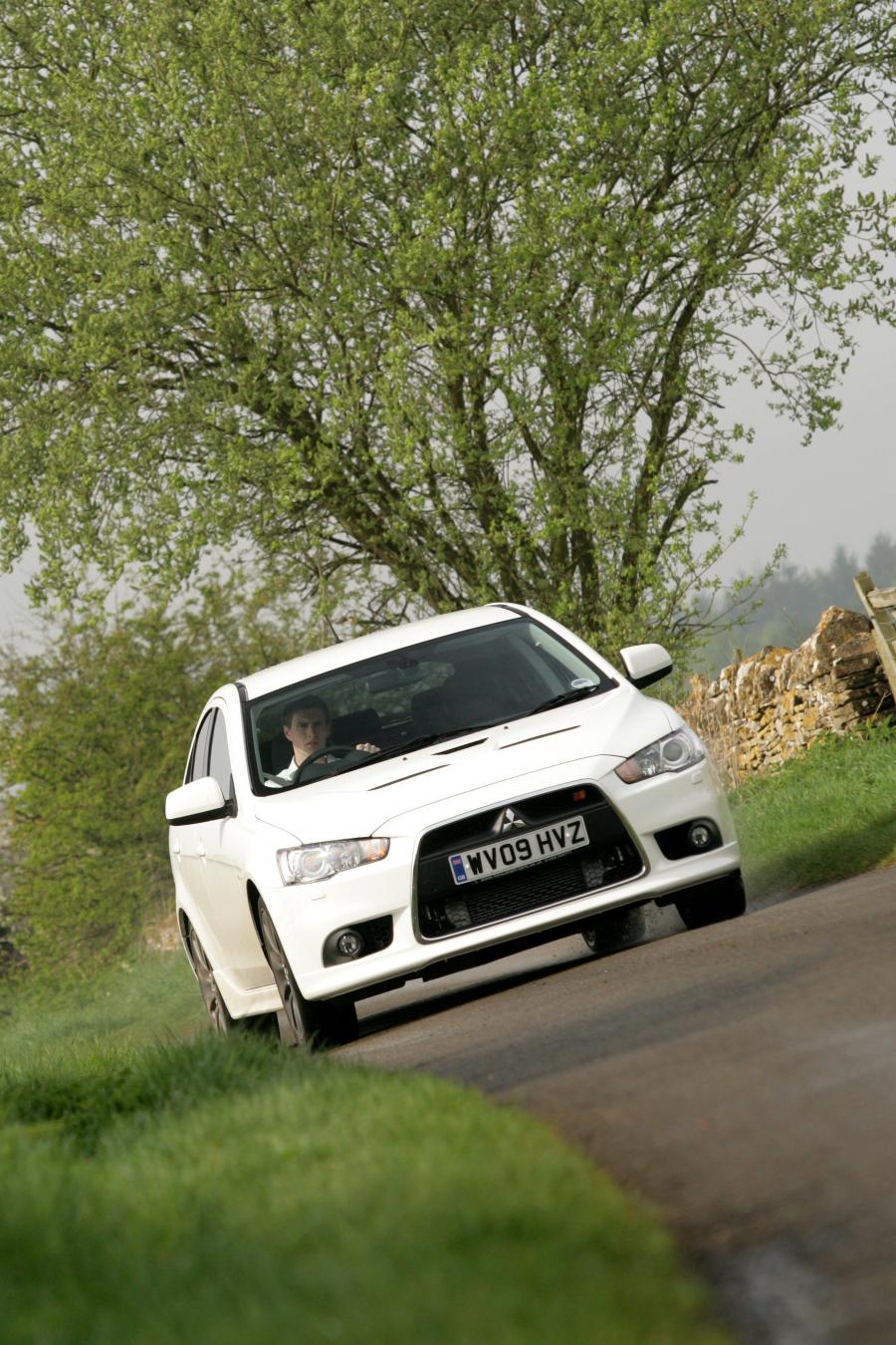  Mitsubishi Lancer Sportback Ralliart 2009 года  (фото 58 из 93)